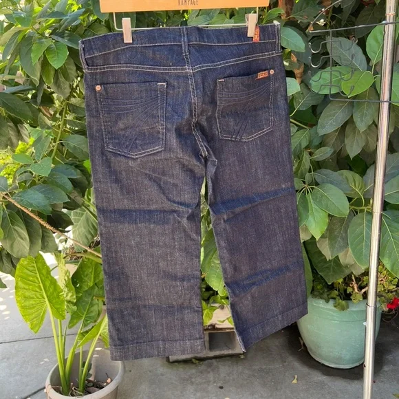 7 for all mankind cropped capri jeans dark wash - Picture 2 of 3